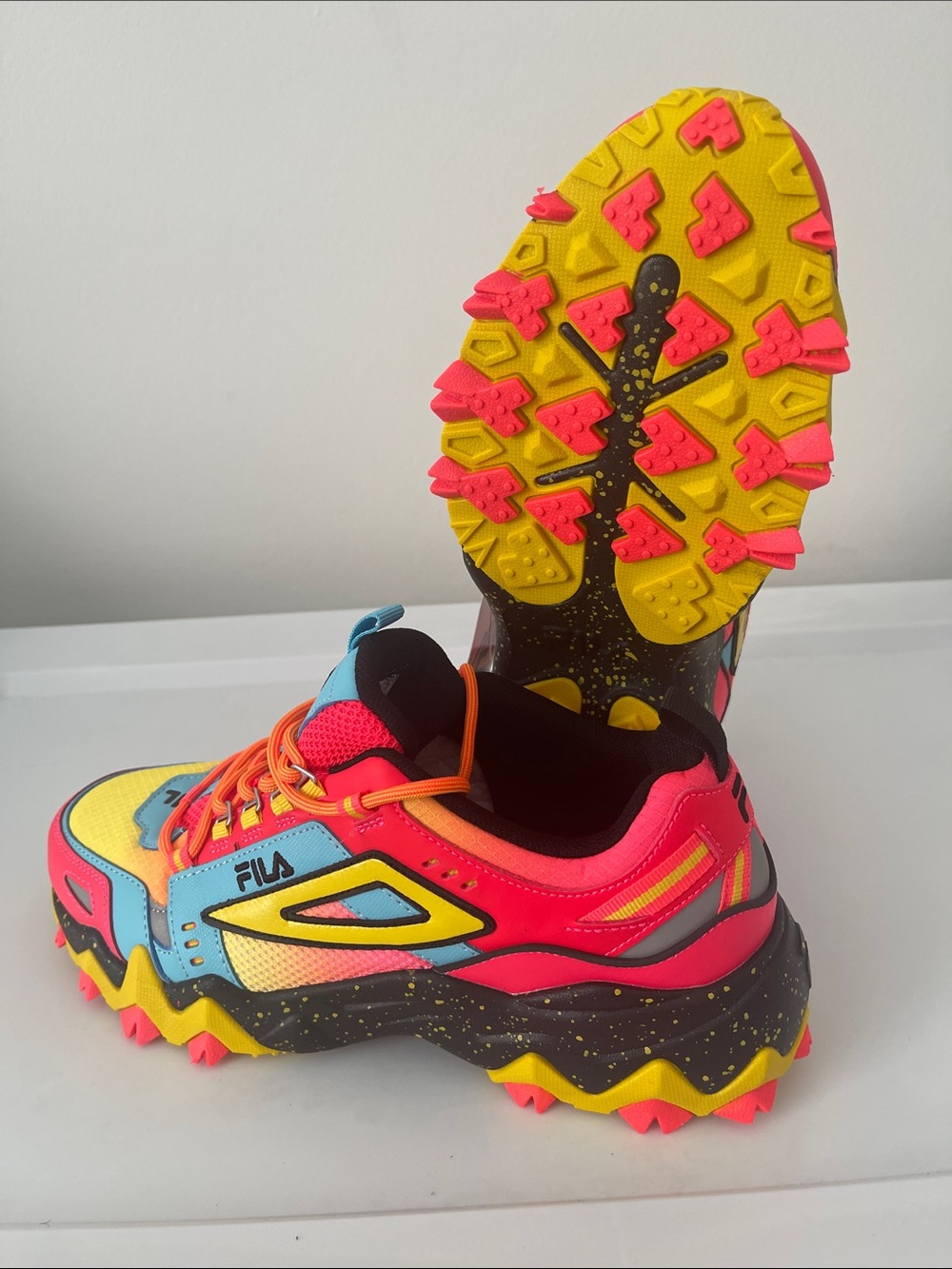 FILA woman Multicolor Trail Sneaker - Neon Pink/Yellow/Blue - Picture 5 of 6